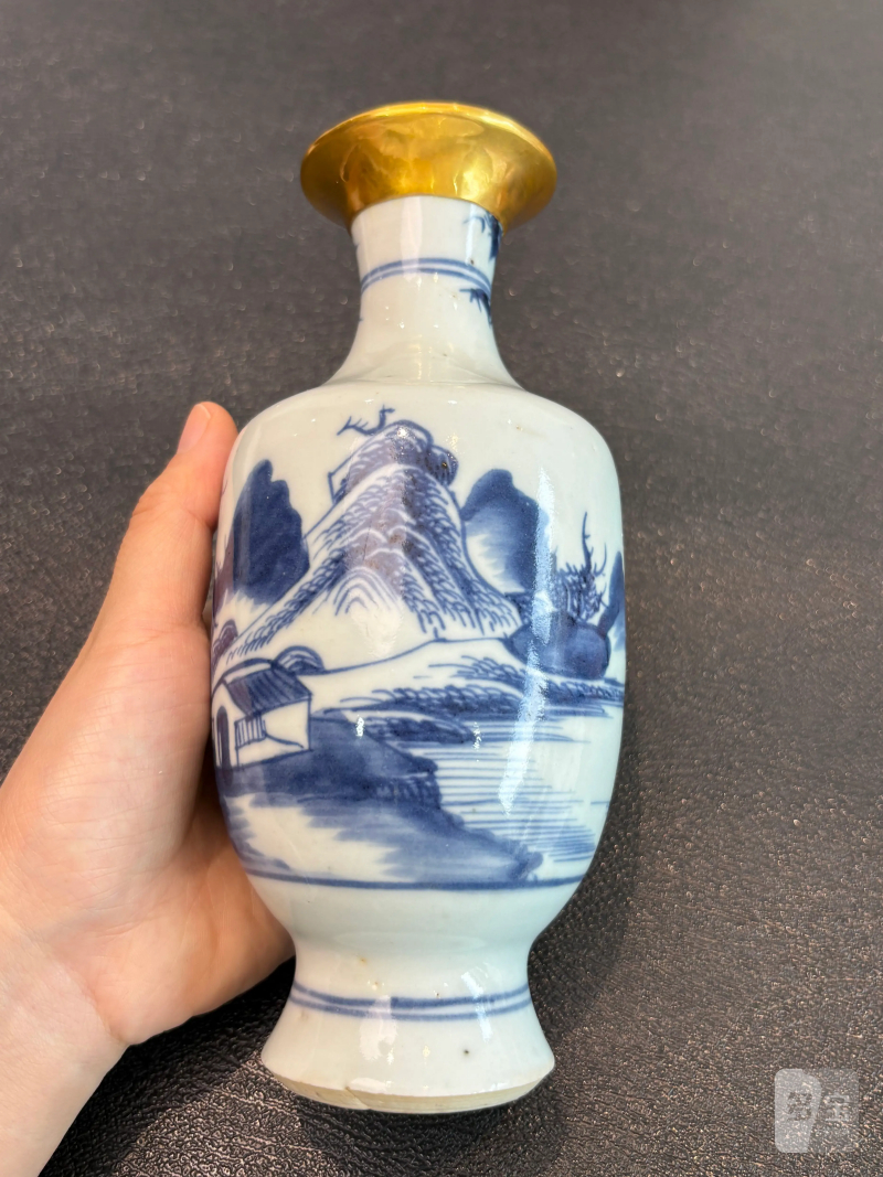 清雍正 青花通景山水纹瓶 - 图8